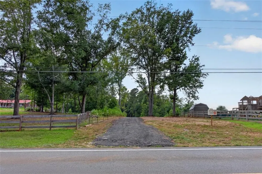 758 Upper Burris Road Canton, GA 30114