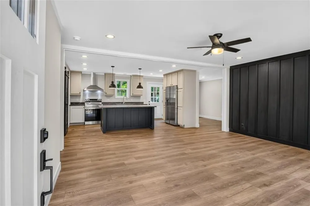 758 Upper Burris Road Canton, GA 30114