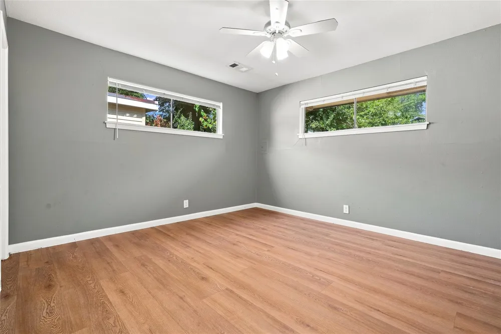 2906 Newcastle Drive Baytown, TX 77521