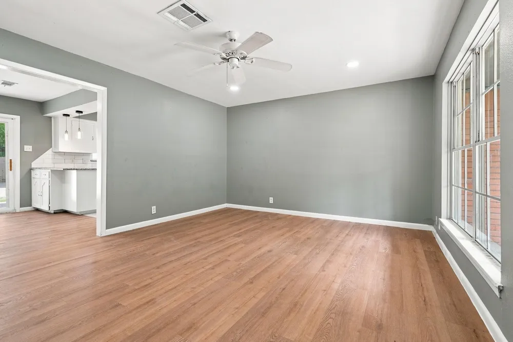2906 Newcastle Drive Baytown, TX 77521