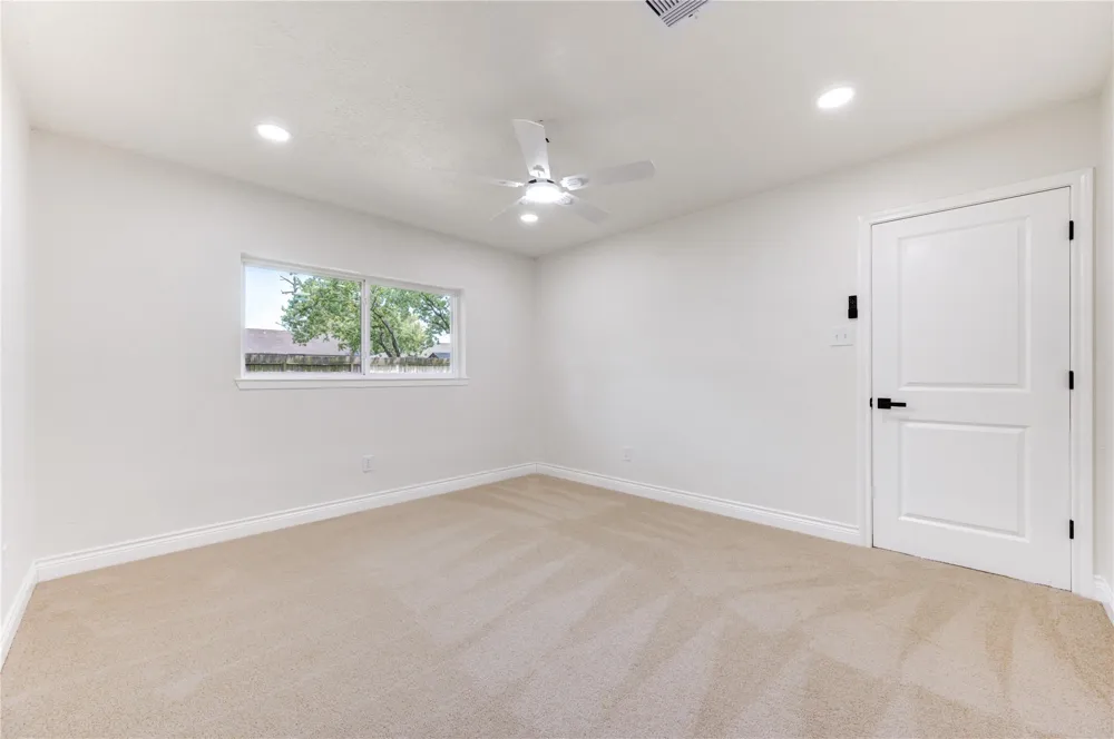 5002 Meadow Place Drive La Porte, TX 77571