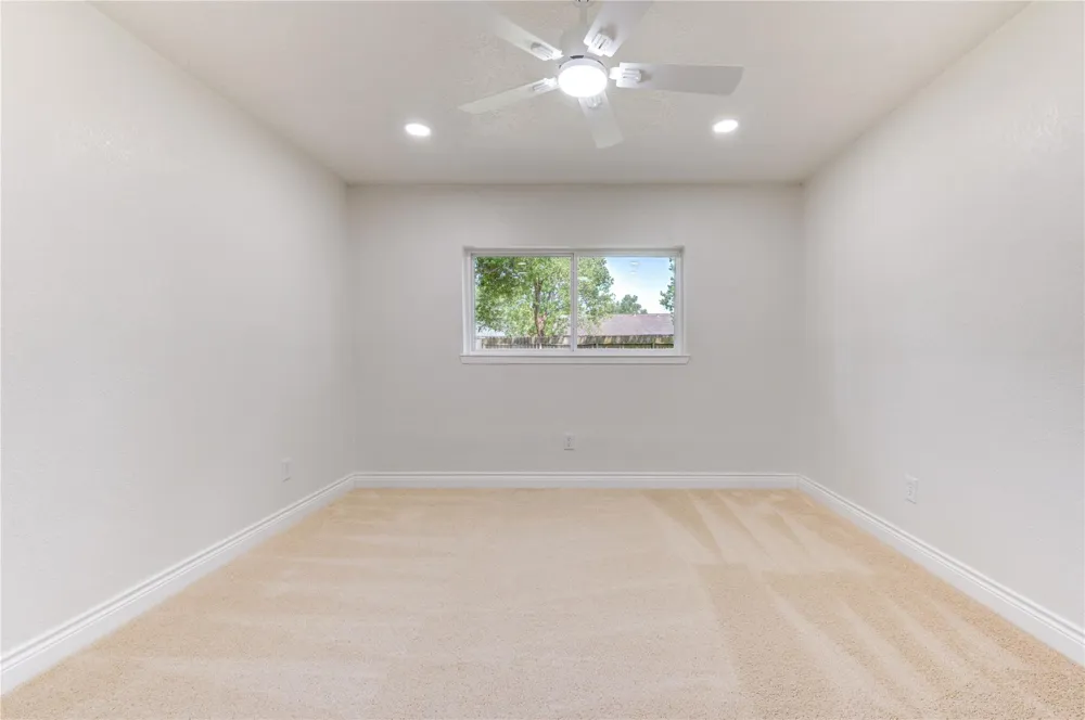 5002 Meadow Place Drive La Porte, TX 77571