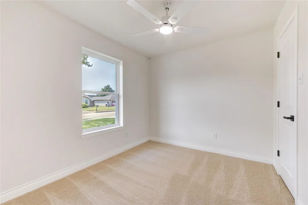 5002 Meadow Place Drive La Porte, TX 77571