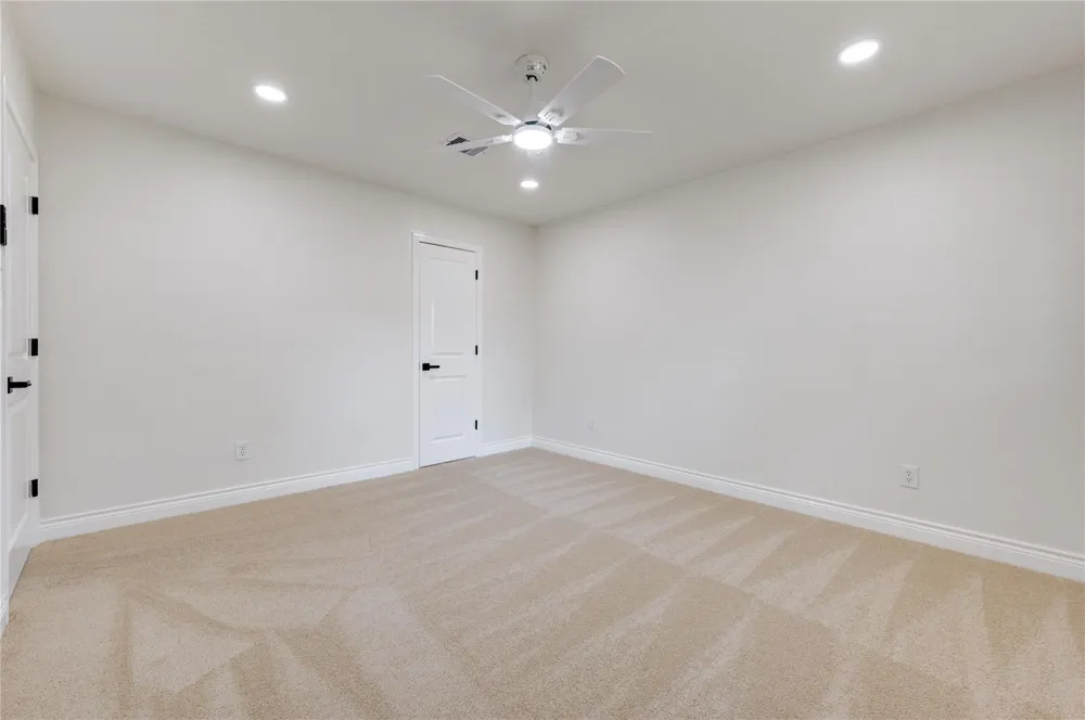 5002 Meadow Place Drive La Porte, TX 77571
