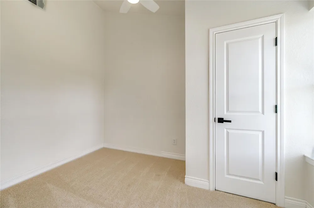 5002 Meadow Place Drive La Porte, TX 77571
