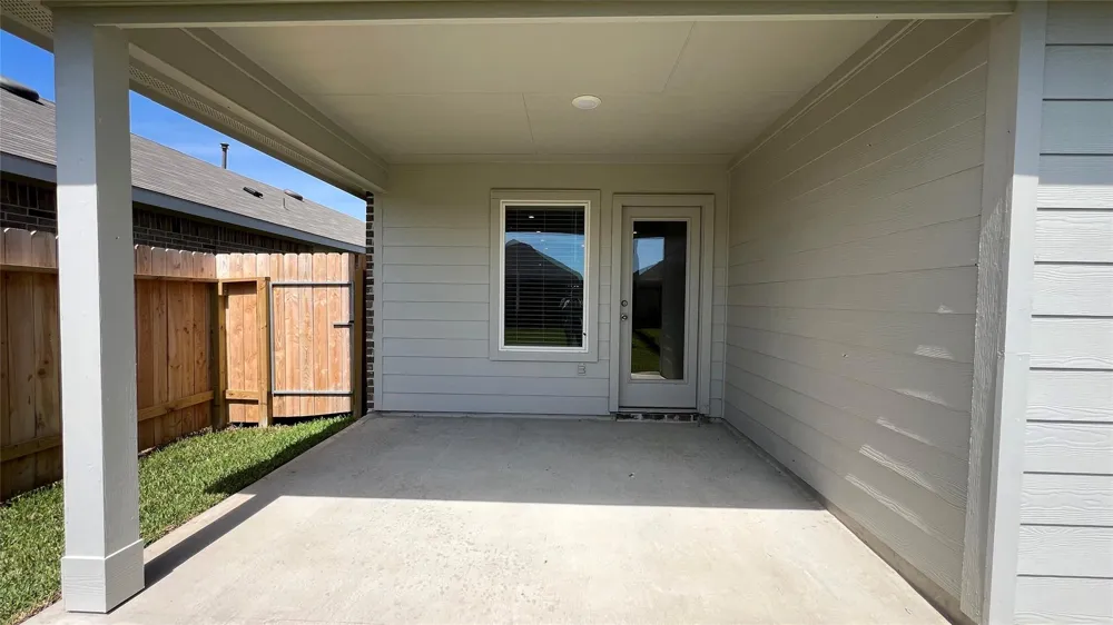 5434 Desert Glen Drive Spring, TX 77373