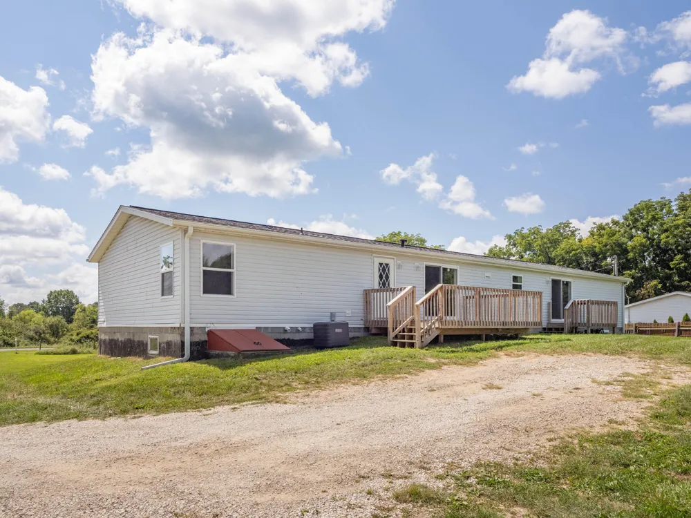 34412 36th Avenue Paw Paw, MI 49079