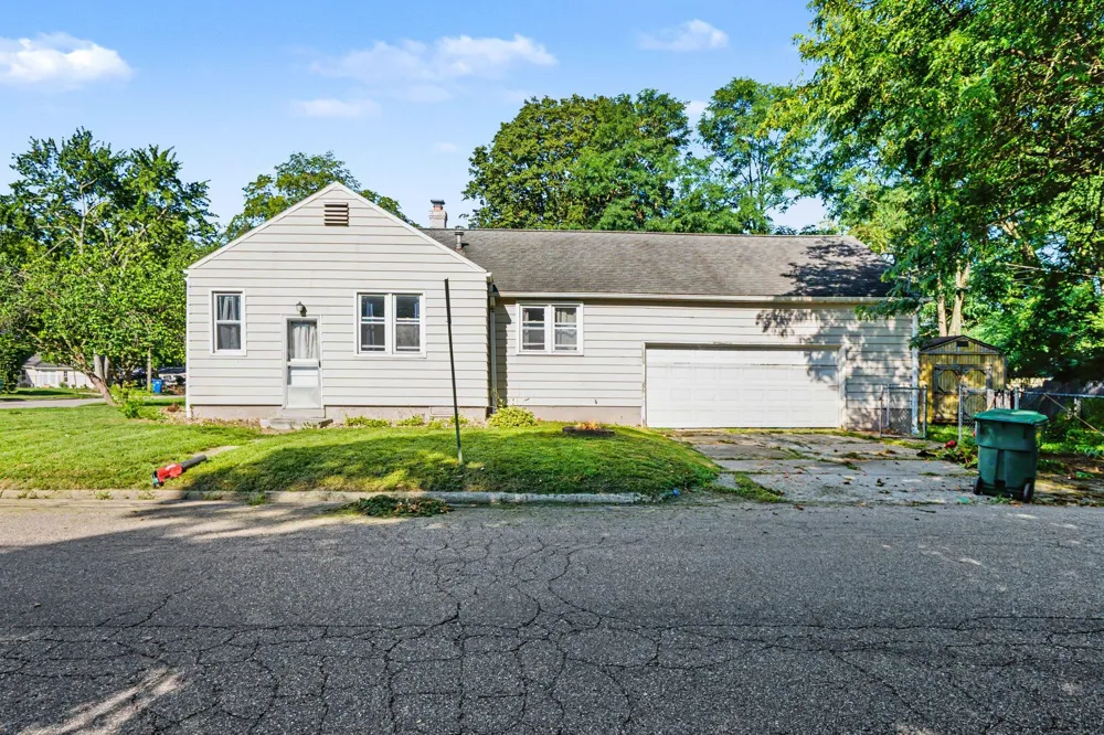 1365 Eagle Street Niles, MI 49120