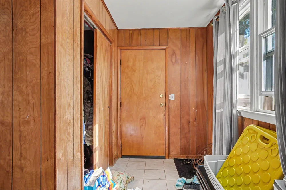 1365 Eagle Street Niles, MI 49120