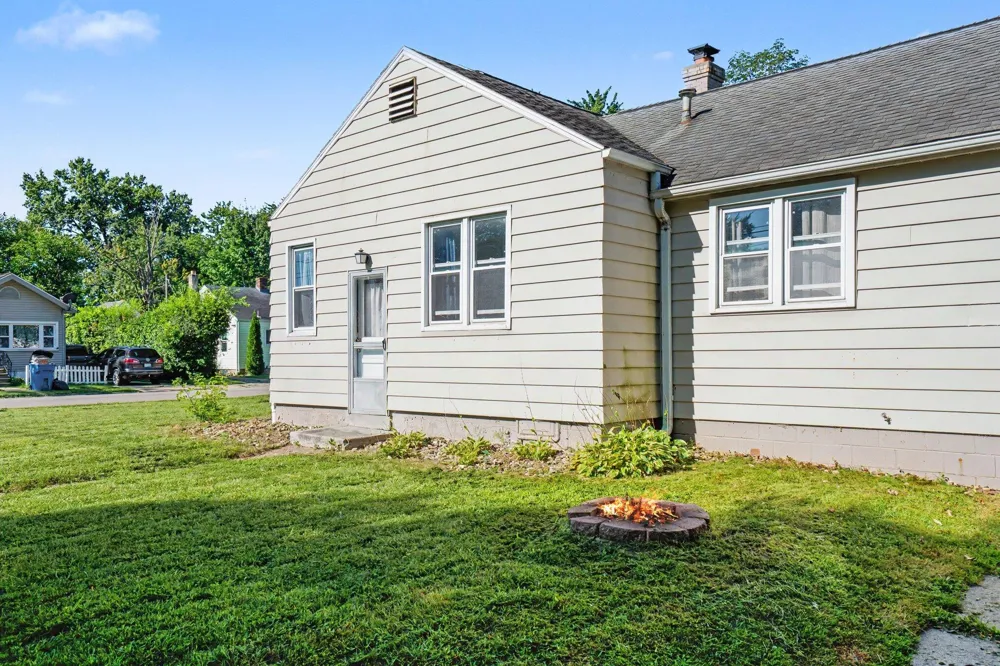 1365 Eagle Street Niles, MI 49120