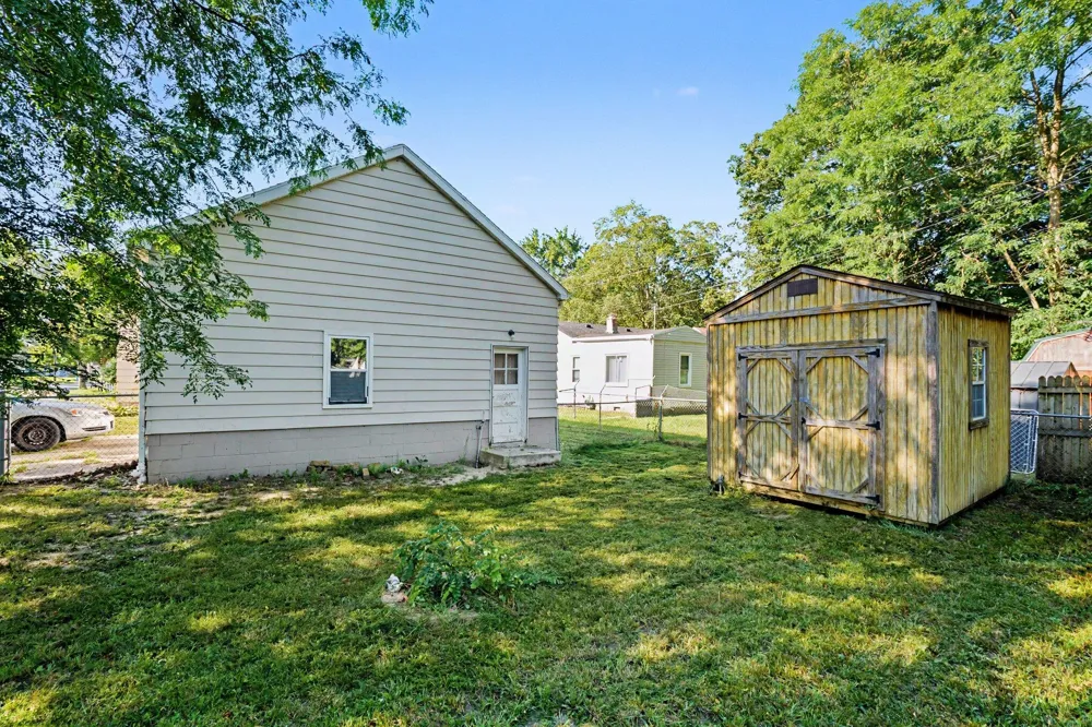 1365 Eagle Street Niles, MI 49120