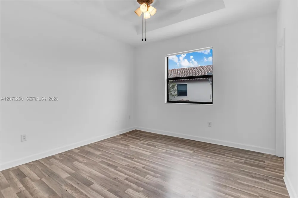 3202 SE 6th St Homestead, FL 33033