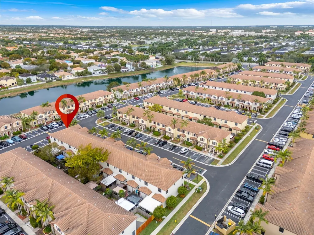 3202 SE 6th St Homestead, FL 33033