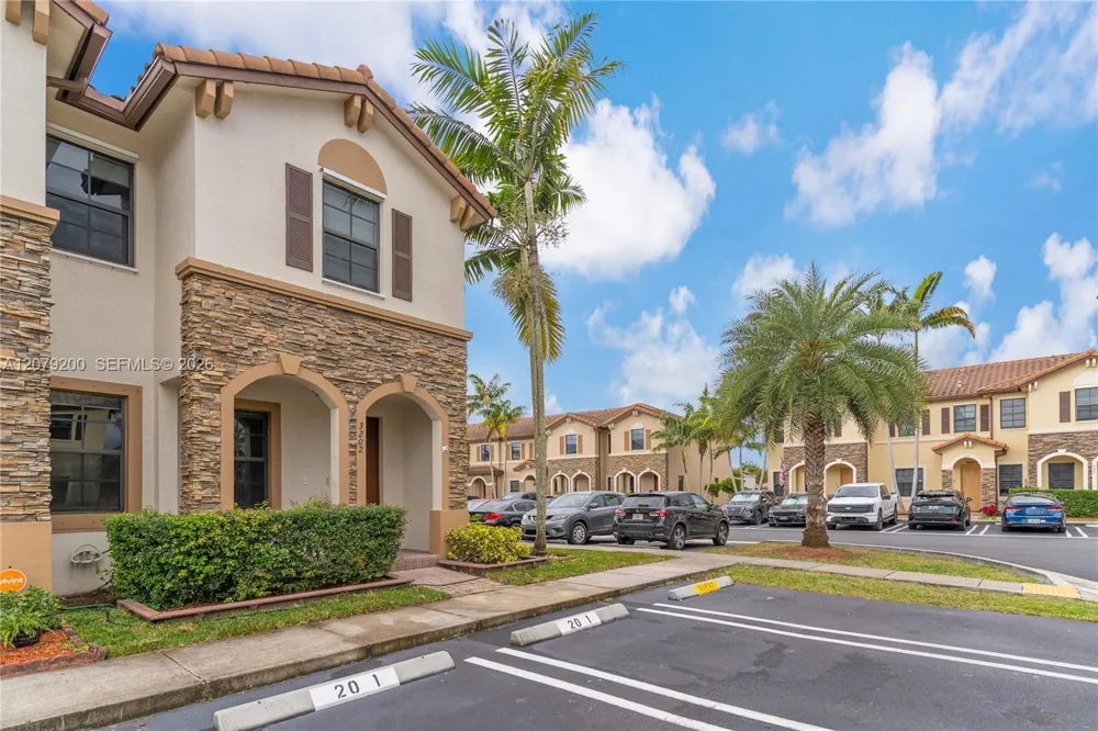 3202 SE 6th St Homestead, FL 33033