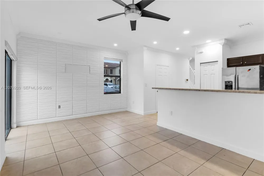 3202 SE 6th St Homestead, FL 33033