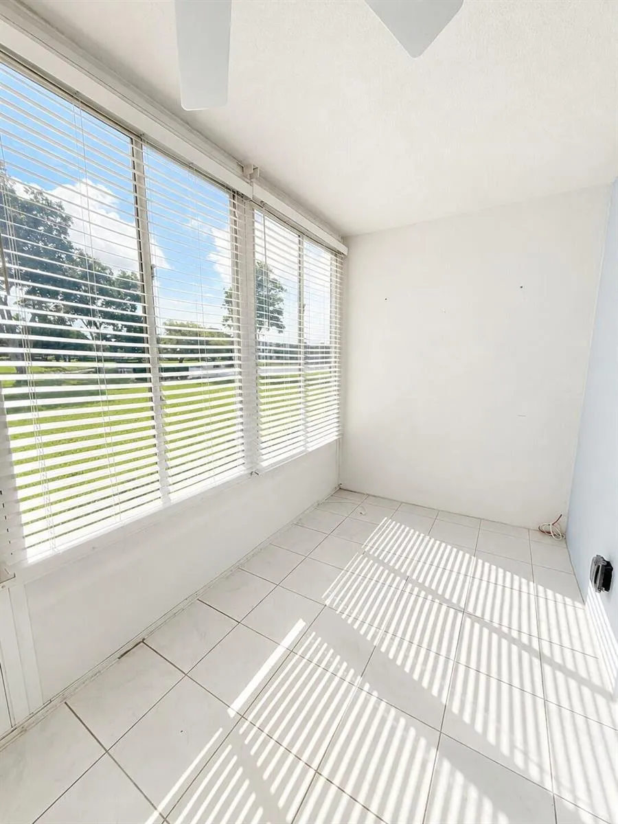 1089 WOLVERTON E #1089 Boca Raton, FL 33434