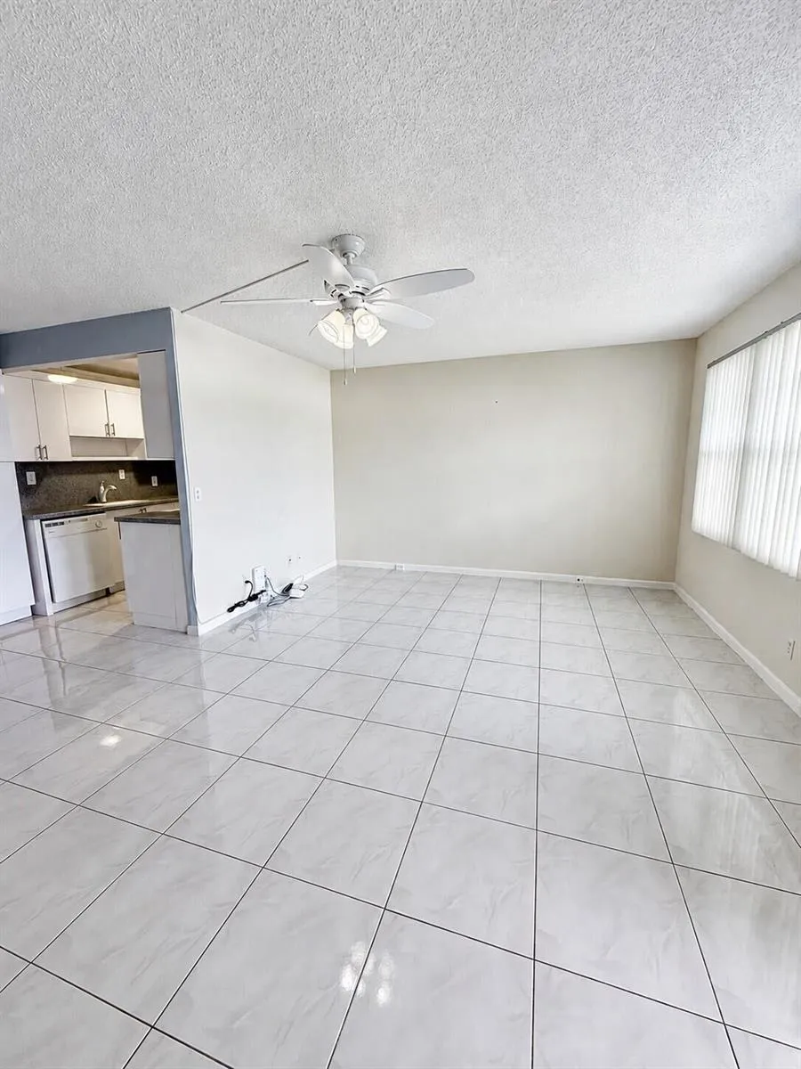 1089 WOLVERTON E #1089 Boca Raton, FL 33434