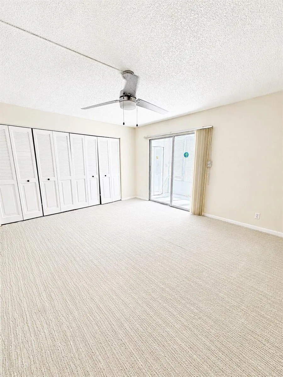 1089 WOLVERTON E #1089 Boca Raton, FL 33434