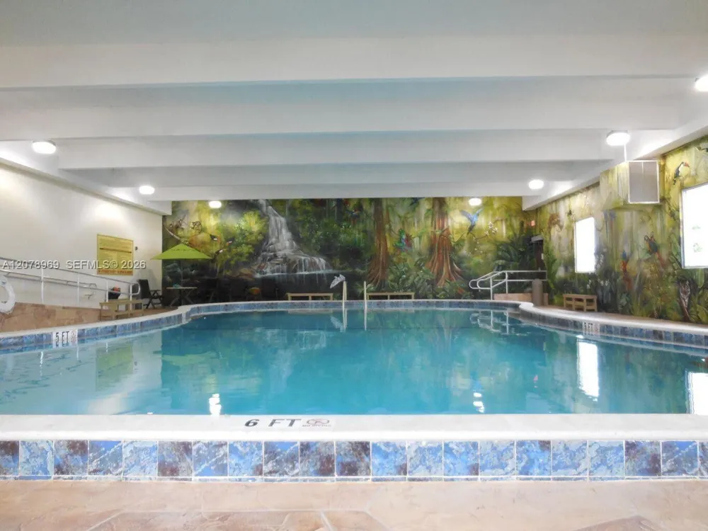 425 Southampton B #425 West Palm Beach, FL 33417