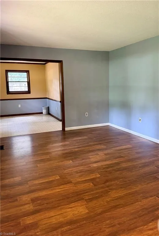11564 NC Highway 150 Linwood, NC 27299