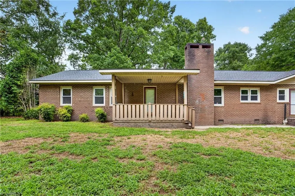 1400 Clyde Underwood Road Siler City, NC 27344