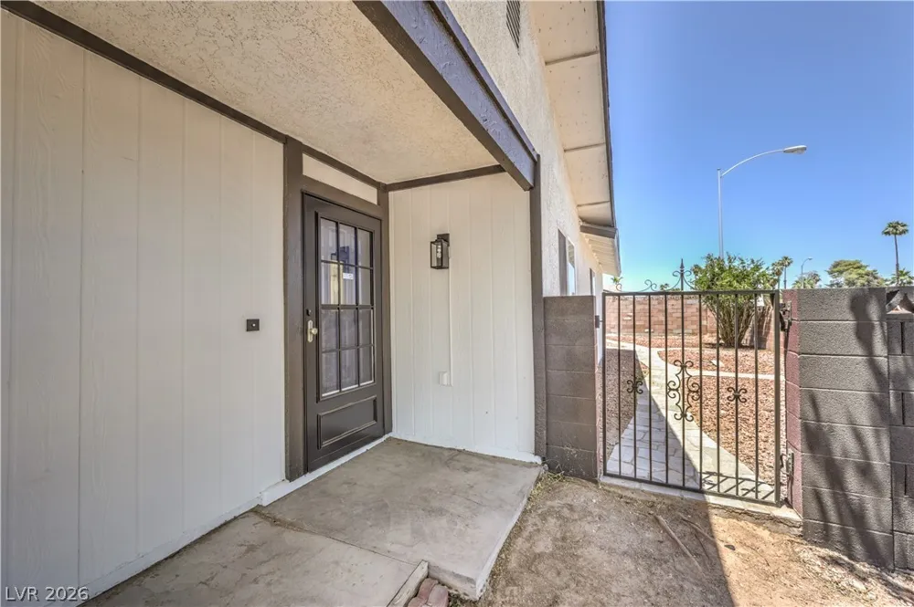 4370 Lariat Drive Las Vegas, NV 89121