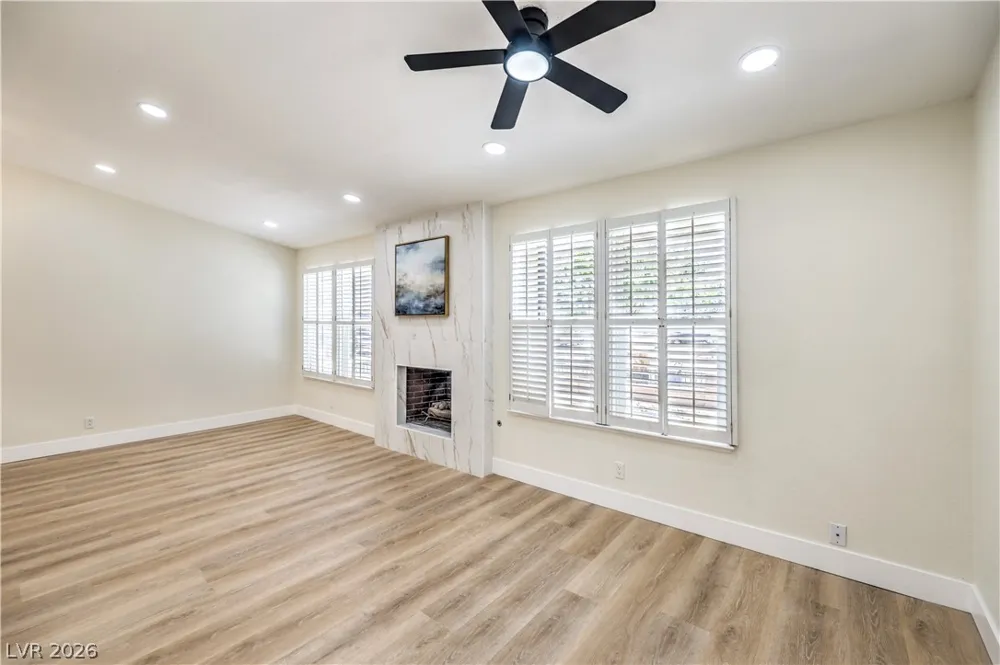 4370 Lariat Drive Las Vegas, NV 89121