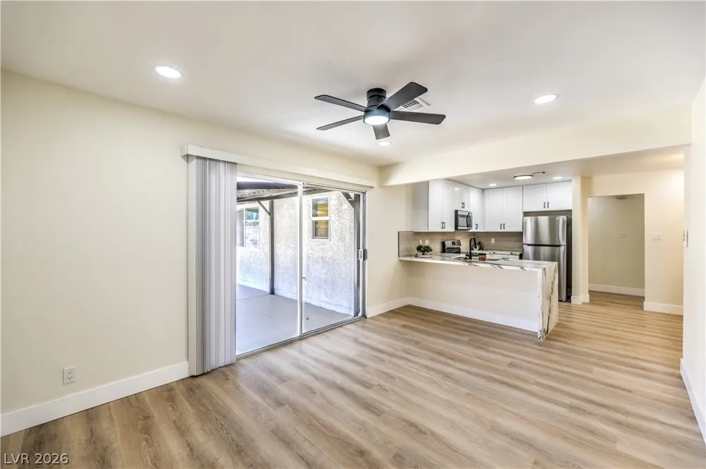 4370 Lariat Drive Las Vegas, NV 89121