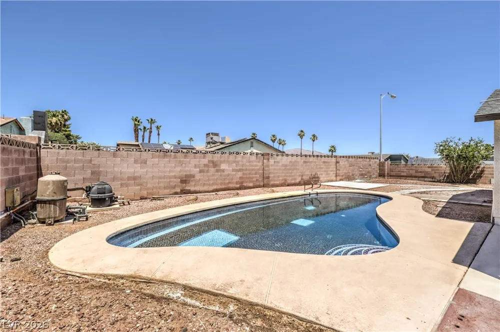 4370 Lariat Drive Las Vegas, NV 89121