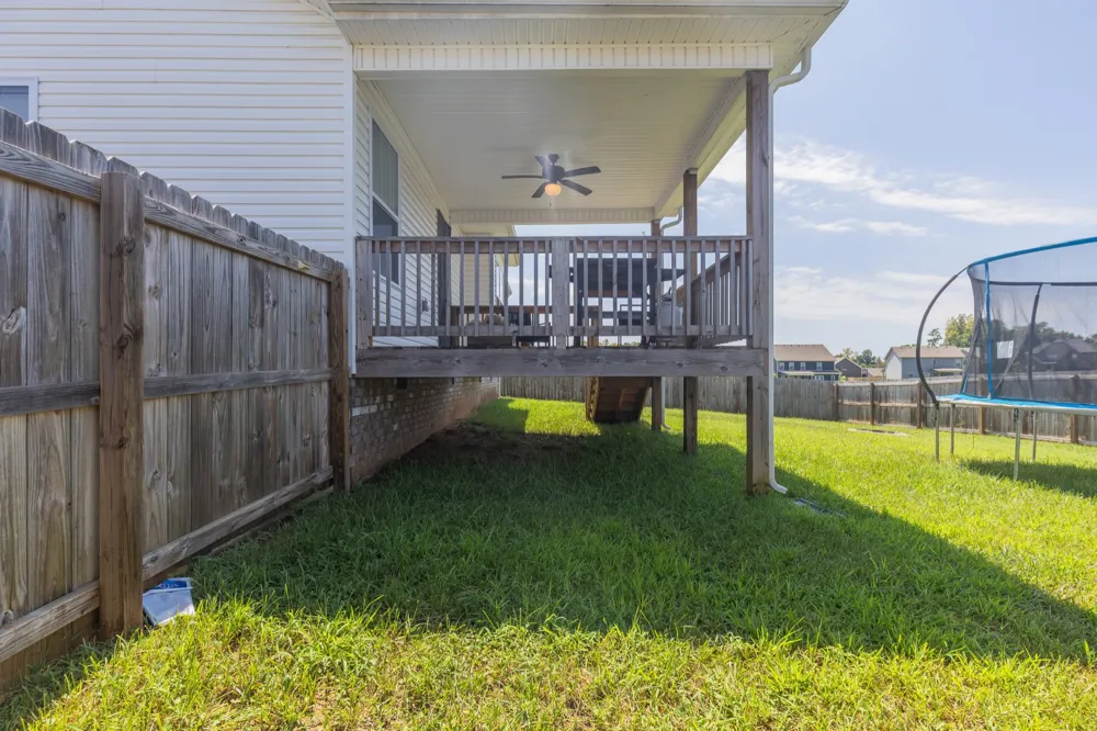 1368 Harmon Ln Clarksville, TN 37042