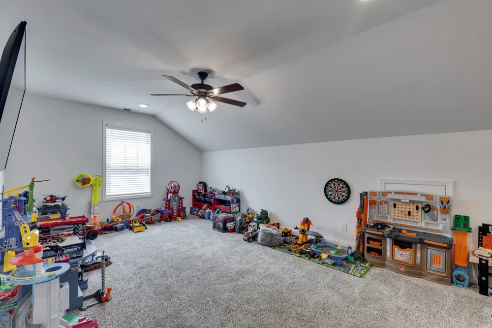 1368 Harmon Ln Clarksville, TN 37042