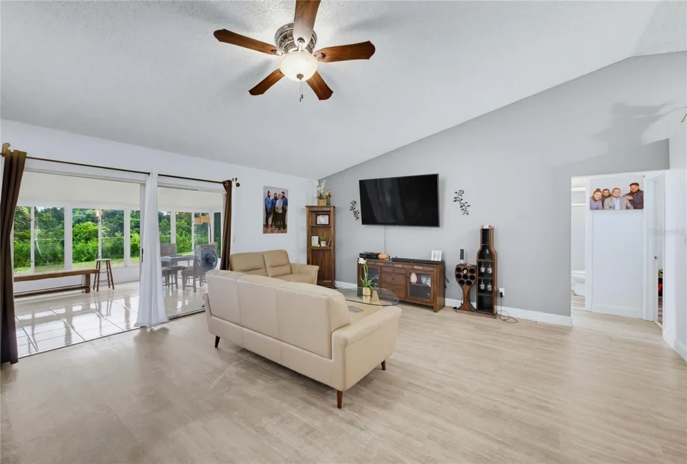 15904 LAKE ORIENTA COURT Clermont, FL 34711
