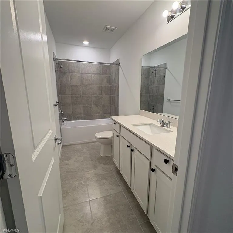 1545 Lake Jessup Circle Cape Coral, FL 33909