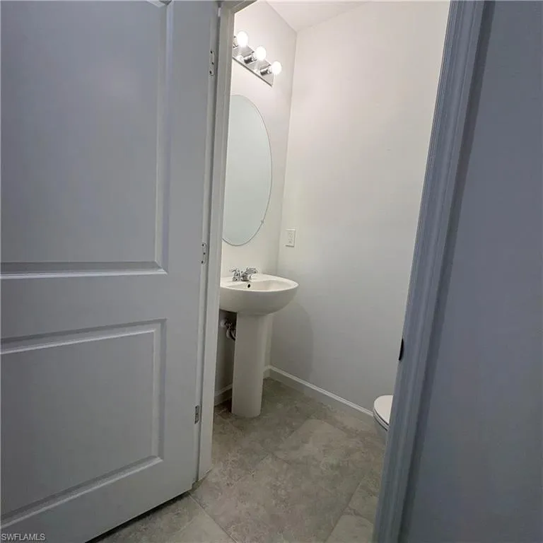 1545 Lake Jessup Circle Cape Coral, FL 33909