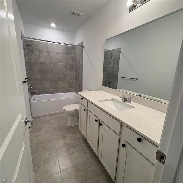 1545 Lake Jessup Circle Cape Coral, FL 33909