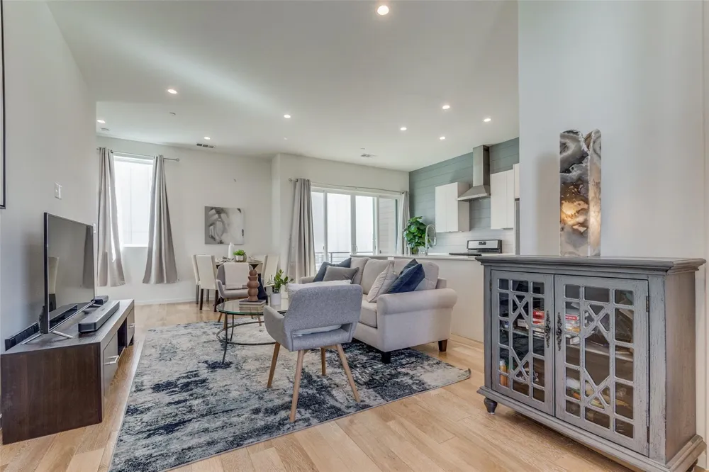 1514 Washington #105 Dallas, TX 75204
