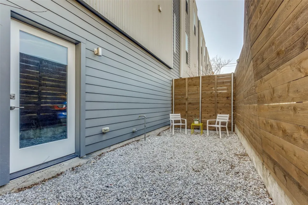 1514 Washington #105 Dallas, TX 75204