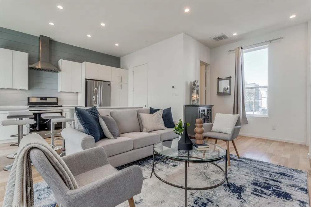 1514 Washington #105 Dallas, TX 75204