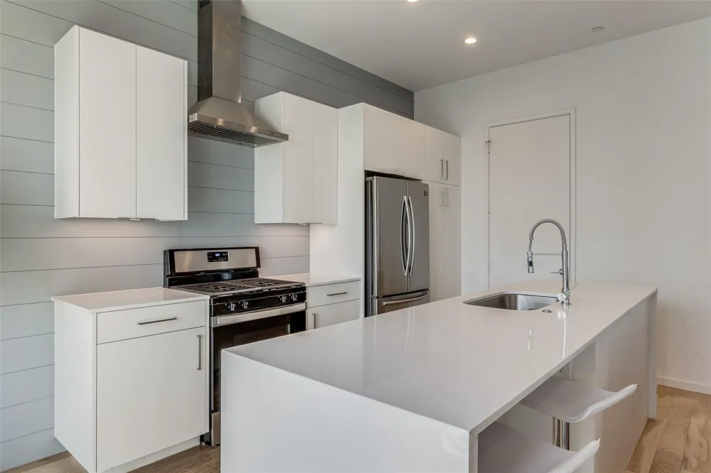 1514 Washington #105 Dallas, TX 75204
