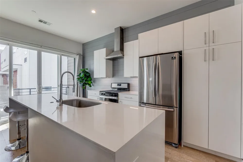 1514 Washington #105 Dallas, TX 75204