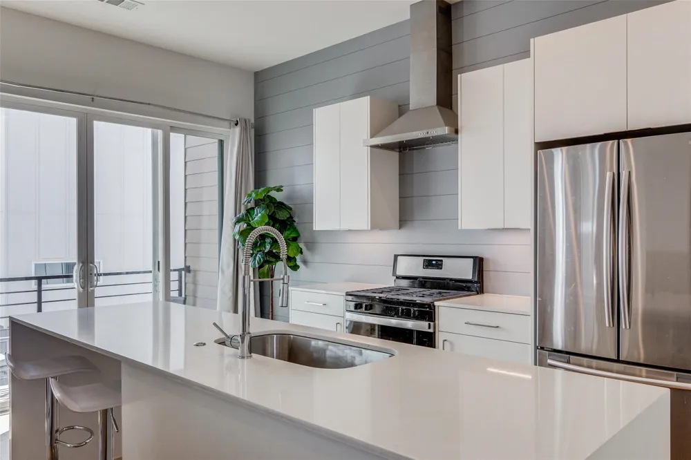 1514 Washington #105 Dallas, TX 75204