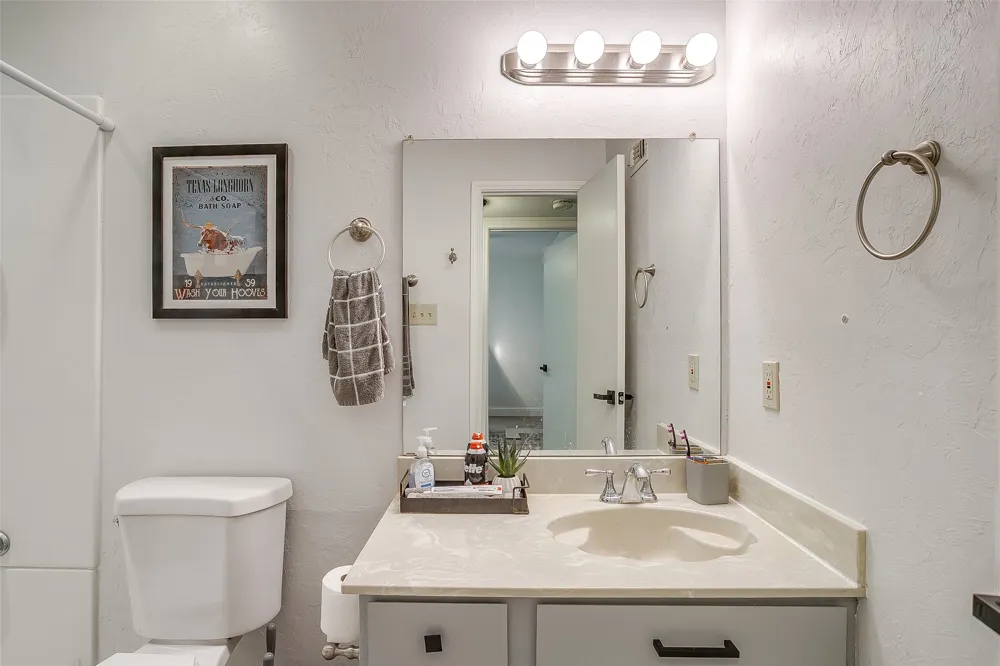 121 Myers Drive White Settlement, TX 76108