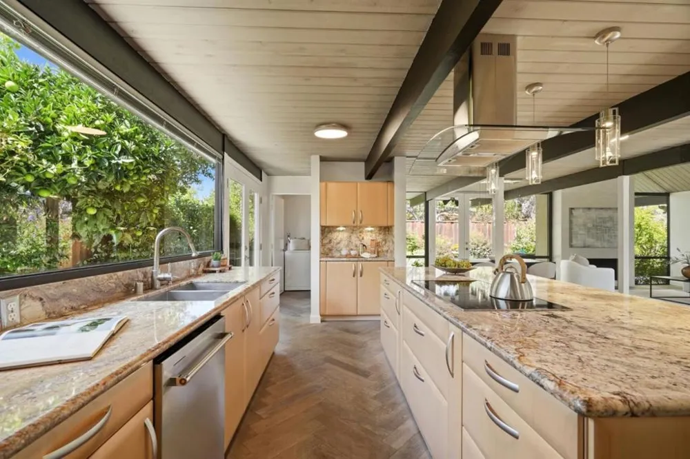387 Vasquez Avenue Sunnyvale, CA 94086