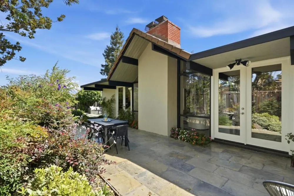 387 Vasquez Avenue Sunnyvale, CA 94086