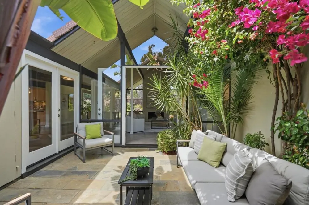 387 Vasquez Avenue Sunnyvale, CA 94086