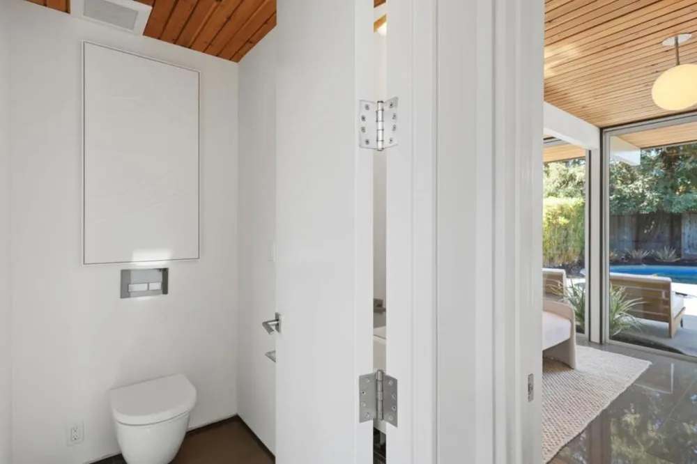 1109 Lorne Way Sunnyvale, CA 94087