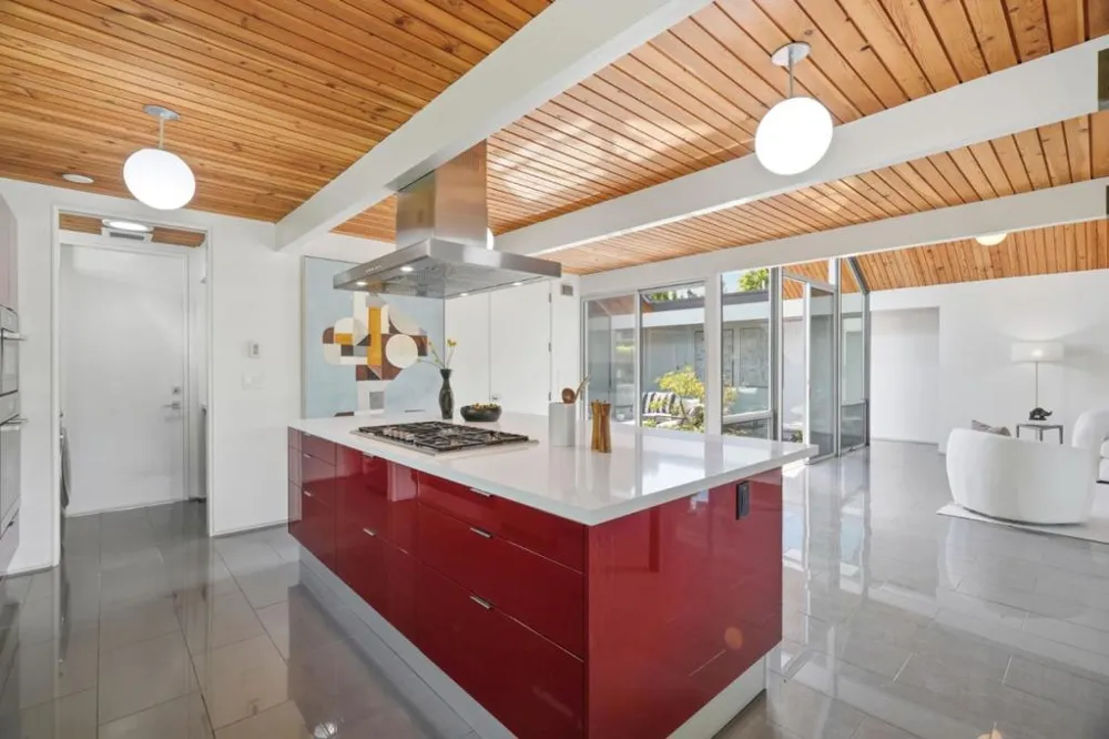 1109 Lorne Way Sunnyvale, CA 94087