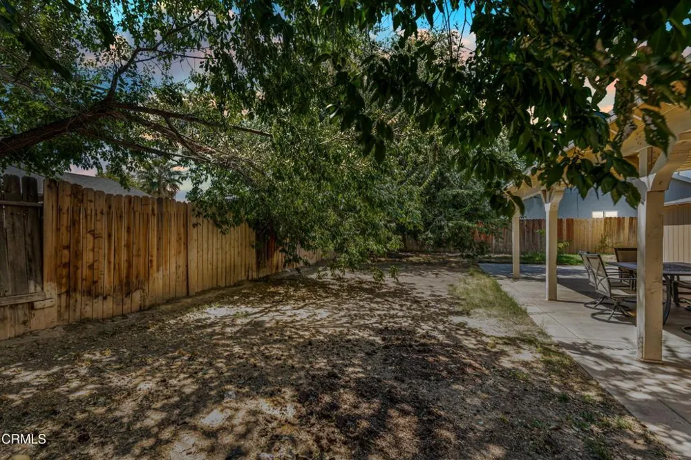 812 W Ave H-5 Lancaster, CA 93534