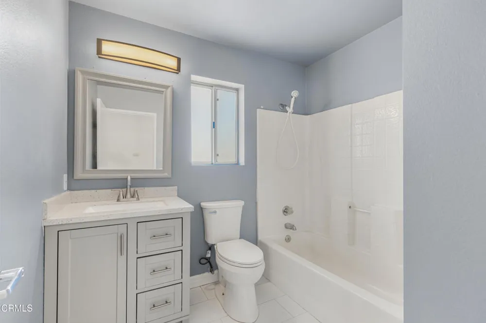 812 W Ave H-5 Lancaster, CA 93534