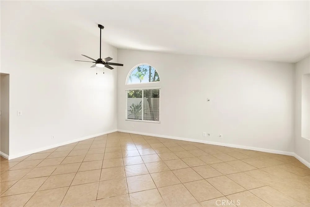 39776 Castile Avenue Murrieta, CA 92562
